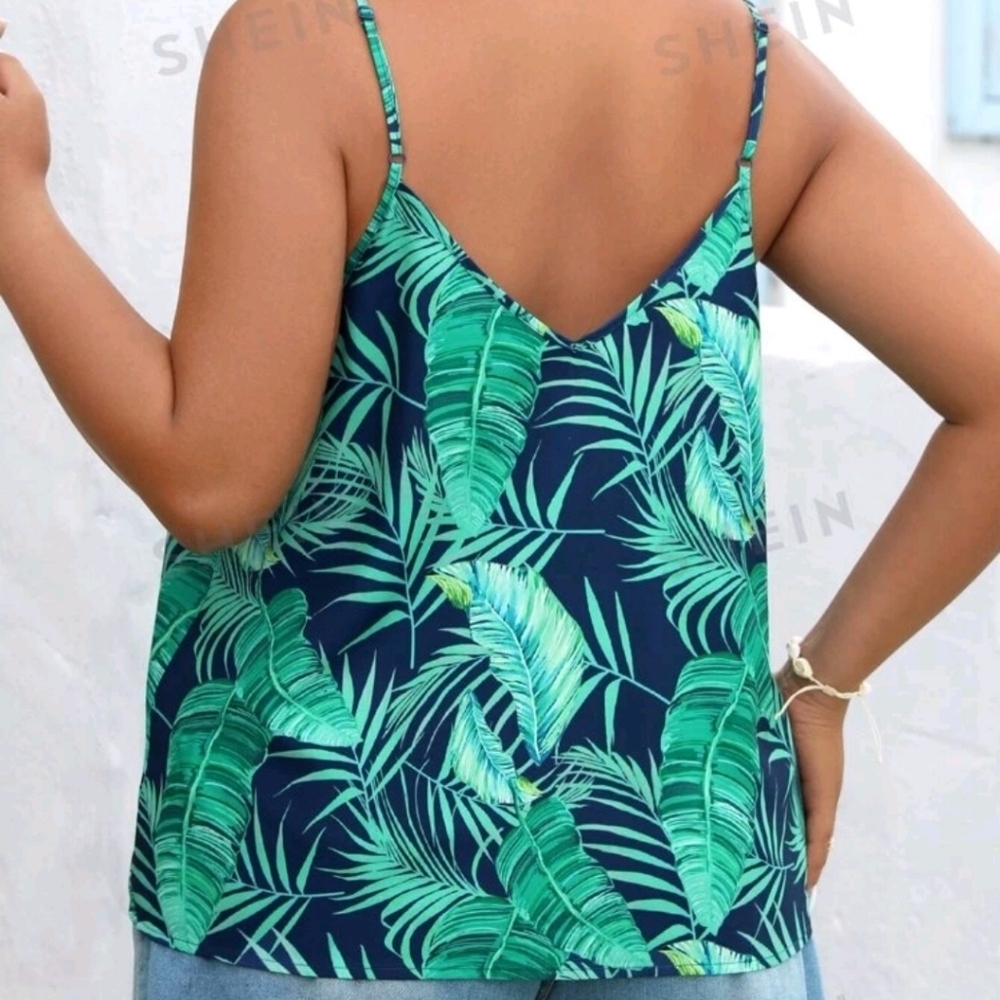 NEW! SHEIN curvy  tropical  top Sz 1X - Picture 4 of 7